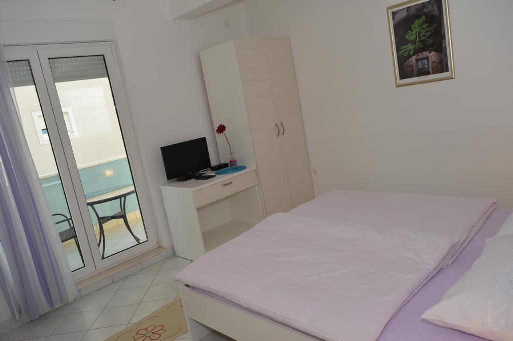 Permarinus Apartments Ποντστράνα Δωμάτιο φωτογραφία