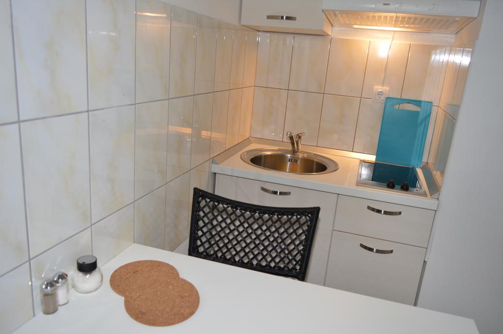 Permarinus Apartments Ποντστράνα Δωμάτιο φωτογραφία